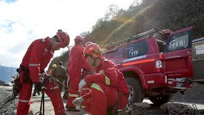 Según el diario los tiempos, el accidente se produjo a la altura de la. 6qnmhreardhuhm