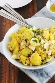 Salade De Pommes De Terre Au Thon Et Oeufs Durs Recette Recettes De Cuisine Salade Pomme Salade Pomme De Terre