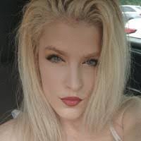 Cara Moschetti's Instagram, Twitter & Facebook