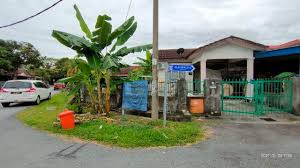 Maka imanlah faktor utama kejayaan. Corner Unit Single Storey Terrace House Taman Seroja Bandar Baru Salak Tinggi Sepang Property For Sale On Carousell