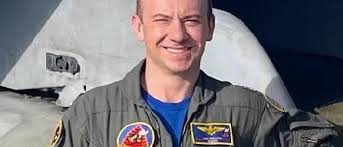 Obituary for Lemore-based pilot Lt. Richard "Max" Bullock released