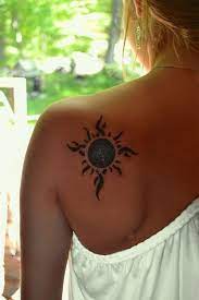 Sun tattoos are meaningful tattoos to know more about sun tattoo meanings read this article. Awesome Sun Tattoo Designs For Men And Women Sun Tattoos Tattoos Sun Tattoo Tribal