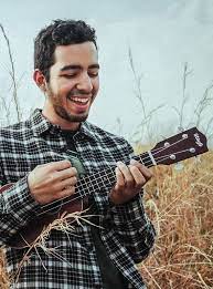 A 108 to 120 long oval table can seat up to 10 adults. Ukulele Size Guide Different Sizes Of Ukuleles Explained