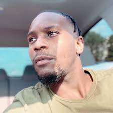 Emmanuel Clark (@Emmanuelclark72)