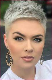 Nett Extrem Bob Frisuren Pixie Graue Haare Extrem Kurze Haare Ganz Kurze Haare