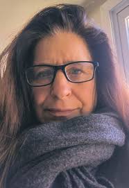 Sandra Ferrara's Instagram, Twitter & Facebook