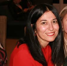 Clap de fin pour la promo Feel rouge Talent 2022-2023. Bienvenue à Celine  Ribeiro Bossuat qui représente la nouvelle promo 2023-2024. Je tiens à  remercier en premier Patricia Janus, ma Dr 94