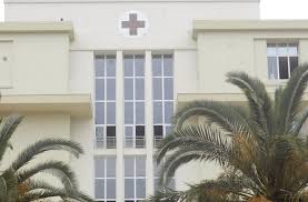 Διευθυντής θωρακοχειρουργικής κλινικής κι επιστημονικός υπεύθυνος μονάδας ενδοβρογχικής χειρουργικής στο νοσοκομείο ελληνικοσ ερυθροσ σταυροσ. Ta Kator8wmata Toy Diey8ynth Toy Nosokomeioy Ery8ros Stayros