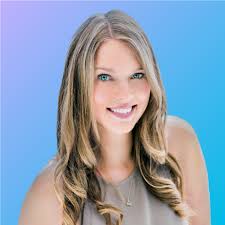 Tara Shelley's Instagram, Twitter & Facebook