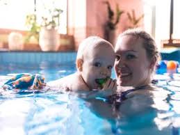 Baby Baden Das Mussen Sie Beachten 9monate De