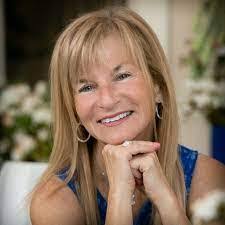 Iris Stone's Instagram, Twitter & Facebook