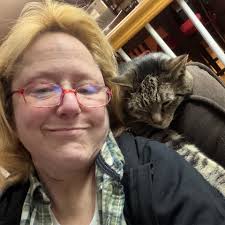 Who can accommodate a shelling tour for 7 adults in Sanibel and Captiva  Island?