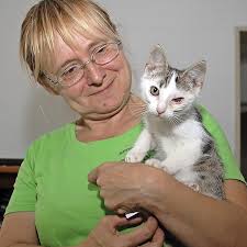 Leben mit hilfsbedürftigen Samtpfoten