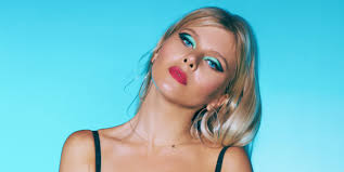 Ksenia Shares Emotional Debut EP, 'Uncrushed'