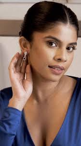 Every outfit deserves a little sparkle ✨💍​, ​Get ready with me featuring  Chamathka jewellers’ timeless jewellery that complete any look. 💙​, Visit  us today and find your perfect sparkle 💍​, Click the ...