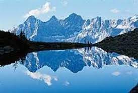 During the first world war thousands of soldiers of the austrian imperial army and of the italian armed forces held positions against each other in the italian dolomites, on the summit of the lagazuoi. Die Hochsten Berge Der 13 Steirischen Bezirke Alpenverein