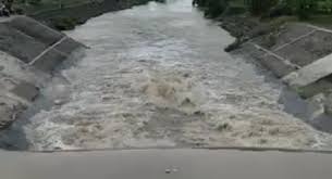 Mimpi anak terbawa arus sungai. Kumpulan Berita Korban Hanyut Detik Detik Bocah 10 Tahun Hanyut Terbawa Arus Sungai Percut