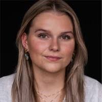 40+ "Amy Renée" profiles