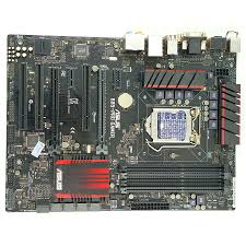 The asus b85 pro gamer has 4 sata 3.0 hard drive slots. Asus B85 Pro Gamer Motherboard B85 Lga1150 Atx