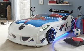 Auto Bett