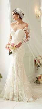 Lovely off white lace wedding dress. Best Wedding Dresses Of 2015 Belle The Magazine