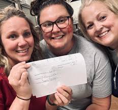 Thank you to Mim E Designs for the gift certificates