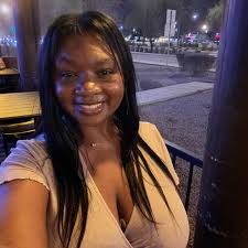 What apps can I use to invest in S&P 500?