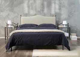 Letto matrimoniale, in ferro battuto, modello tiziano, nero con sfumature oro. Ambra Matrimoniale Letto Ferro Battuto Matrimoniale Arredamento