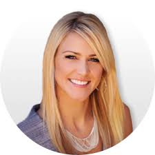 Rebecca Studer's Instagram, Twitter & Facebook