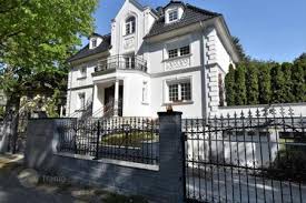 However, the sellers will take the agent's commission into account when determining a listing price. Real Estate In Germany For Sale Tranio