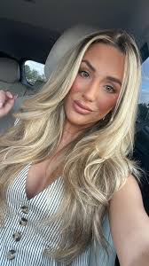 Hi everyone! I am looking for two girl roommates (probably grad students)  to move into my 3 bed 2 bath house in Edgehill starting July 1! It's a  15-minute walk to the