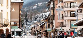 You can use the special requests box when booking, or contact the property. Brides Les Bains Ski Resort Review French Alps Mountainpassions