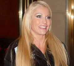 10 Former Women Of WWE Who Faded Away (And 10 Still In The Spotlight)