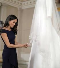Meghan markle's royal wedding dress stunned. Pin On Royal