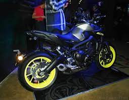 Check mileage, color, specifications & features. 2018 Yamaha Mt 09 Enters Malaysian Market Rm47 388