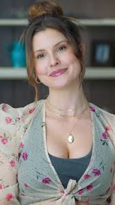 Amanda 𝕮𝖊𝖗𝖓𝖞