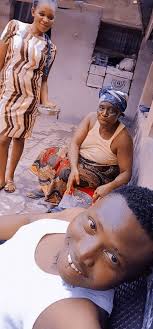 Caregiver loses mother to dementia