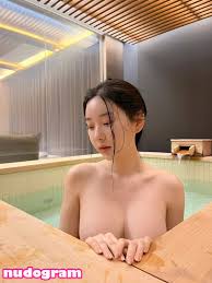 Shin Jae Eun  Zenny  love_zennyrt  zennyrt  신재은 Гола изтичане OnlyFans  снимка 7 - Nudogram v2.1