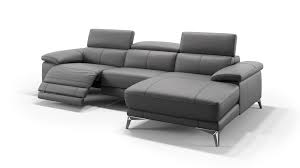 Eine Wohnlandschaft Aus Leder Schafft Einen Coolen Wohlfuhlfaktorn Wohnlandschaften Sind Mit Einer Extra Grossen Sitz Sofa Mit Relaxfunktion Couch Moderne Couch