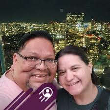 Melanie Burden's Instagram, Twitter & Facebook