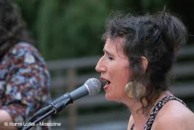 Phil Bates Acoustic Trio (Openlucht-theater Brunssum, 19-07-2014)