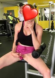 Slim flasher has fun in public. Foxandthehound Sexy Fun At The The Gym Do You Wanna Come Public Flashing Pics From Google Tumblr Pinterest Facebook Twitter Instagram And Snapchat