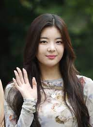 리아 유나 채령 류진 예지 다들 이쁘고 금수저 부럽다 ㅠ. ìžˆì§€ ë¦¬ì•„ ì¶œê·¼ê¸¸ ì˜ˆì¨ í­ë°œ