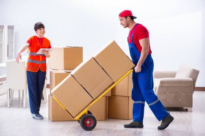 8 Qualities of a Professional Moving Company - Scout Network