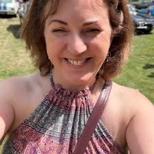 pebbles to sea 🇬🇧 (@neyagwillim)