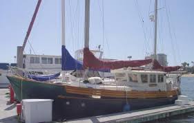 Sailboat and sailing yacht searchable database with more than 8,000 sailboats from around the world including sailboat photos and drawings. 1975 Fisher 37 Ph Ketch In Ca Rare Two Heads Boats For Sale Boat Sailing Yacht