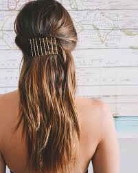 Although the popular hairstyles changed, the basic pin curl helped create most of the curls necessary. 15 Easy Bobby Pin Hairstyles That Are Actually Pretty Lovika