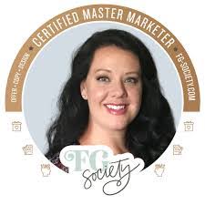 Kim Bowers's Instagram, Twitter & Facebook