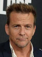 Casting du film Suicide Kings : Réalisateurs, acteurs et équipe technique