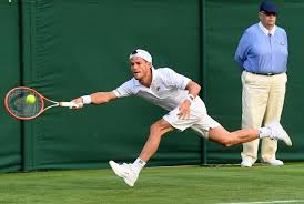 El peque schwartzman jugará no antes de las 11 de argentina nada menos que ante djokovic, cinco veces campeón del masters y máximo favorito a quedarse con la actual edición. El Peque Schwartzman Juega Ante El Hungaro Fucsovics Por El Pasaje A Octavos De Wimbledon Diario El Ciudadano Y La Region